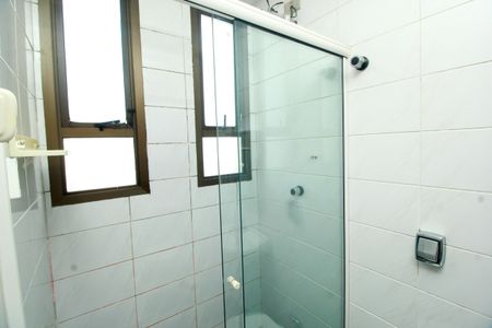 Apartamento à venda com 300m², 5 quartos e 5 vagasBanheiro de serviço