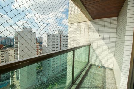 Apartamento à venda com 300m², 5 quartos e 5 vagasVaranda da Suíte 1