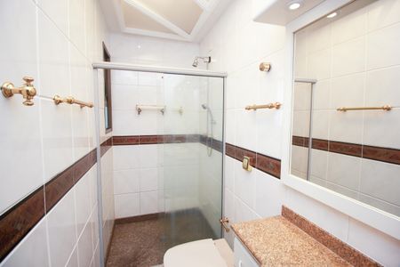 Apartamento à venda com 300m², 5 quartos e 5 vagasBanheiro Social 1