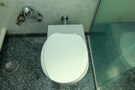 Apartamento à venda com 300m², 5 quartos e 5 vagasBanheiro da Suíte 2