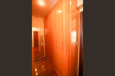 Apartamento à venda com 300m², 5 quartos e 5 vagasSuíte 2