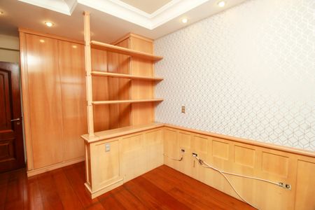 Apartamento à venda com 300m², 5 quartos e 5 vagasSuíte 1