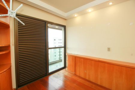 Apartamento à venda com 300m², 5 quartos e 5 vagasSuíte 2