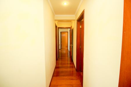 Apartamento à venda com 300m², 5 quartos e 5 vagasCorredor