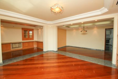 Apartamento à venda com 300m², 5 quartos e 5 vagasSala