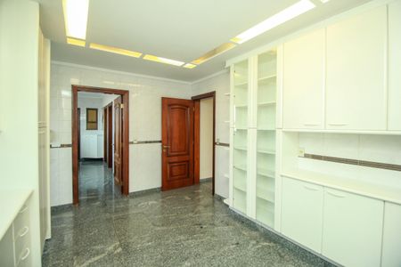 Apartamento à venda com 300m², 5 quartos e 5 vagasCopa