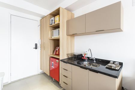 Studio para alugar com 27m², 1 quarto e sem vaga Studio para alugar com 27m², 1 quarto e sem vagaCozinha