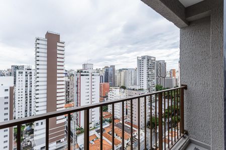 Studio para alugar com 27m², 1 quarto e sem vaga Studio para alugar com 27m², 1 quarto e sem vagaVaranda
