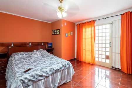 Suíte 1 de casa para alugar com 3 quartos, 180m² em Lauzane Paulista, São Paulo