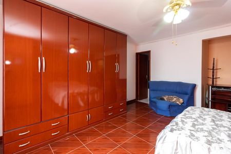 Casa para alugar com 180m², 3 quartos e 2 vagasSuíte 1