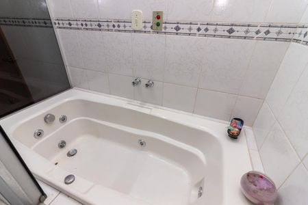 Casa para alugar com 180m², 3 quartos e 2 vagasBanheiro da Suíte 1
