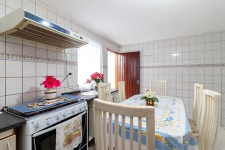 Casa para alugar com 180m², 3 quartos e 2 vagasCozinha
