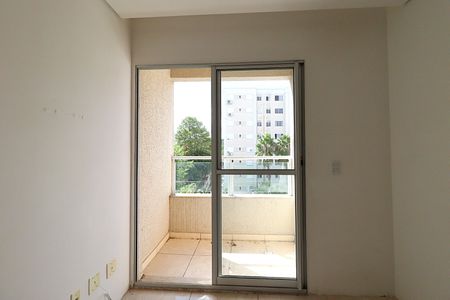 Janela da Sala de apartamento para alugar com 2 quartos, 47m² em Morro Santana, Porto Alegre