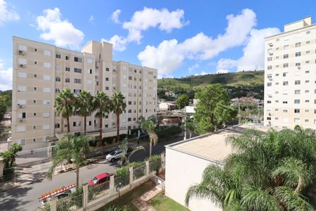 vista da Sala de apartamento para alugar com 2 quartos, 47m² em Morro Santana, Porto Alegre