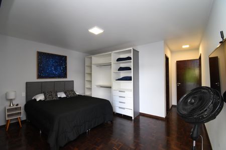 Casa para alugar com 182m², 4 quartos e 4 vagasSuíte