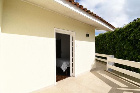 Casa para alugar com 182m², 4 quartos e 4 vagasSacada do Quarto 3