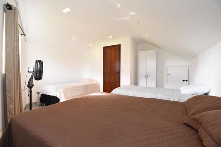 Casa para alugar com 182m², 4 quartos e 4 vagasQuarto 4