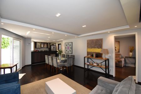 Sala de casa para alugar com 4 quartos, 182m² em Pilarzinho, Curitiba