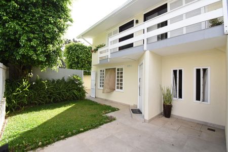 Casa para alugar com 182m², 4 quartos e 4 vagasÁrea externa - Varanda