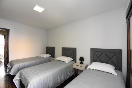 Casa para alugar com 182m², 4 quartos e 4 vagasQuarto 2