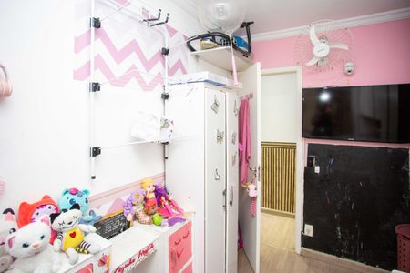 Apartamento à venda com 44m², 2 quartos e 1 vagaQuarto 2