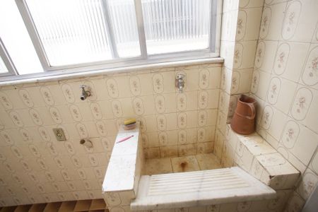 Apartamento para alugar com 83m², 3 quartos e 1 vagaÁrea de Serviço