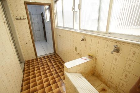 Apartamento para alugar com 83m², 3 quartos e 1 vagaÁrea de Serviço