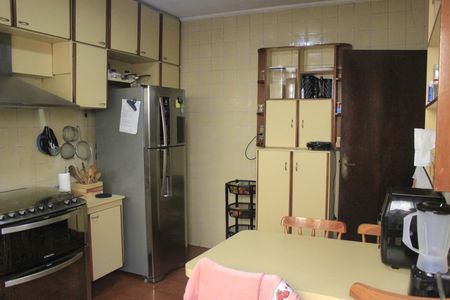 Casa à venda com 250m², 3 quartos e 3 vagasCozinha