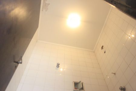 Casa à venda com 250m², 3 quartos e 3 vagasBanheiro da edícula