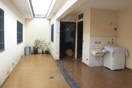 Casa à venda com 250m², 3 quartos e 3 vagasLavanderia