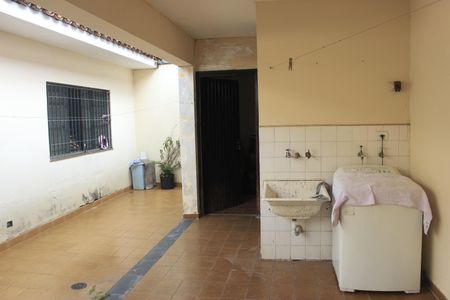 Casa à venda com 250m², 3 quartos e 3 vagasLavanderia