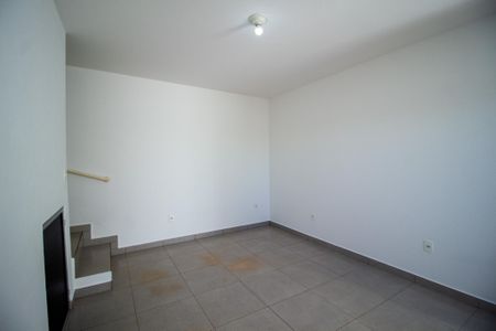 Sala de casa para alugar com 1 quarto, 55m² em Vila Bom Jesus, Sorocaba