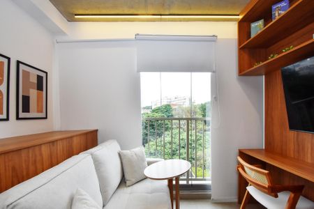 sala de kitnet/studio para alugar com 1 quarto, 21m² em Cerqueira César, São Paulo