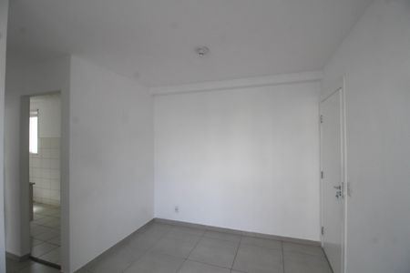 Sala de apartamento para alugar com 2 quartos, 54m² em Jardim Jasmim, Nova Iguaçu