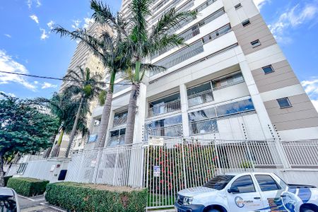 Apartamento para alugar com 119m², 3 quartos e 2 vagasFachada com Plaquinha
