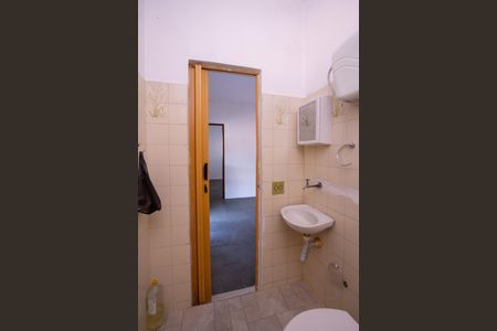 Casa para alugar com 203m², 2 quartos e 1 vaga Casa para alugar com 203m², 2 quartos e 1 vagaBanheiro