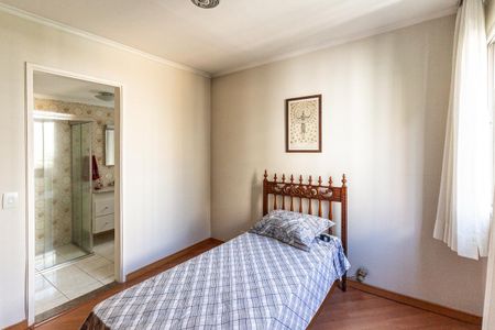 Quarto da Suíte de apartamento para alugar com 3 quartos, 136m² em Vila Buarque, São Paulo