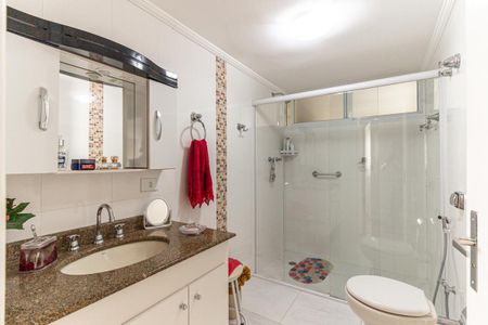 Apartamento para alugar com 136m², 3 quartos e 1 vagaBanheiro