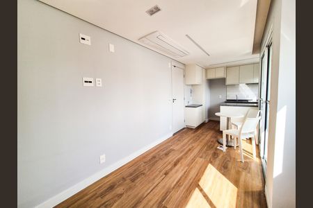 Sala/Quarto de kitnet/studio para alugar com 1 quarto, 24m² em Vila Buarque, São Paulo