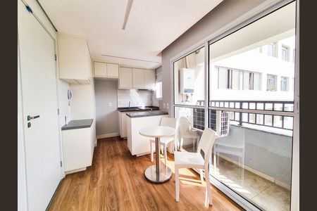Cozinha de kitnet/studio para alugar com 1 quarto, 24m² em Vila Buarque, São Paulo