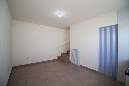 Sala de casa para alugar com 1 quarto, 55m² em Vila Bom Jesus, Sorocaba
