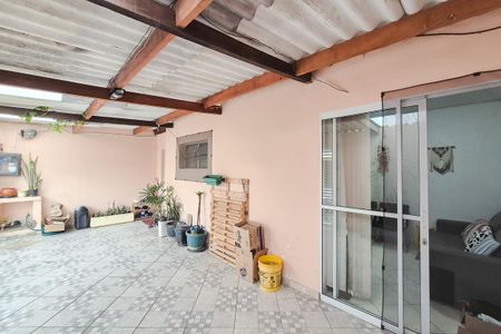 Casa à venda com 120m², 3 quartos e 1 vagaGaragem