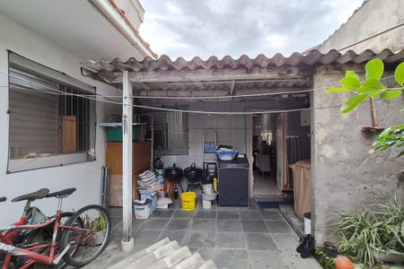 Casa à venda com 120m², 3 quartos e 1 vagaÁrea de Serviço