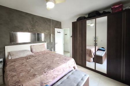 Casa à venda com 115m², 3 quartos e 2 vagasQuarto Suíte