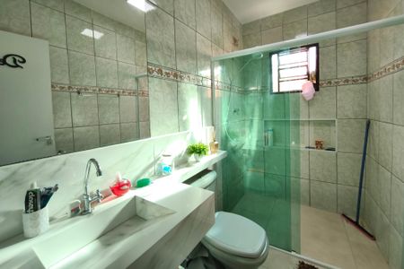 Casa à venda com 115m², 3 quartos e 2 vagasBanheiro Social