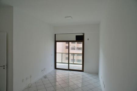 Sala de apartamento à venda com 2 quartos, 72m² em Barra da Tijuca, Rio de Janeiro