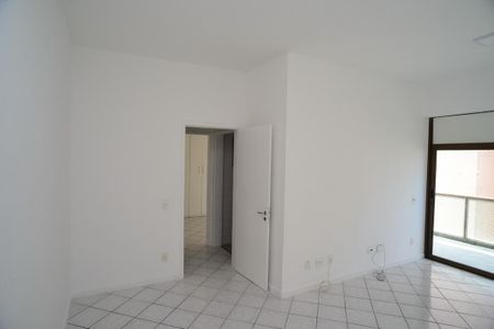 Apartamento à venda com 72m², 2 quartos e 1 vagaSala