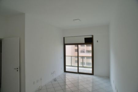 Sala de apartamento à venda com 2 quartos, 72m² em Barra da Tijuca, Rio de Janeiro