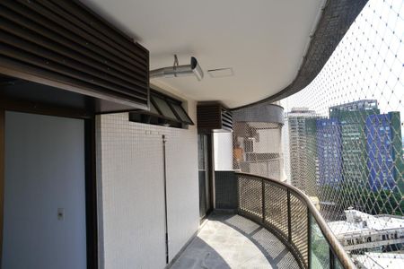 Varanda de apartamento à venda com 2 quartos, 72m² em Barra da Tijuca, Rio de Janeiro