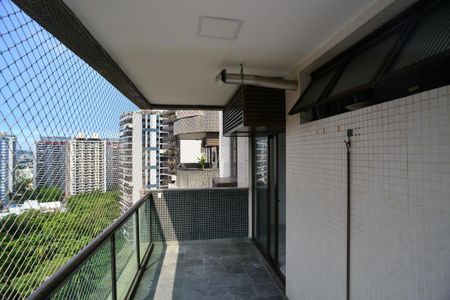 Varanda de apartamento à venda com 2 quartos, 72m² em Barra da Tijuca, Rio de Janeiro